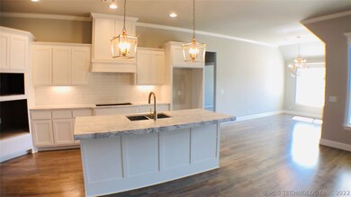 3921 W Winston St, Broken Arrow, OK 74011 - photo 7