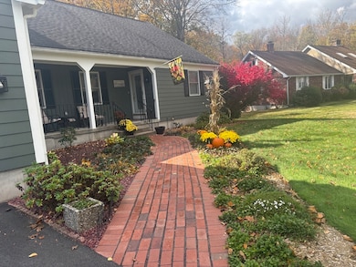 43 Wishing Well Way, West Springfield, MA 01089 - photo 4