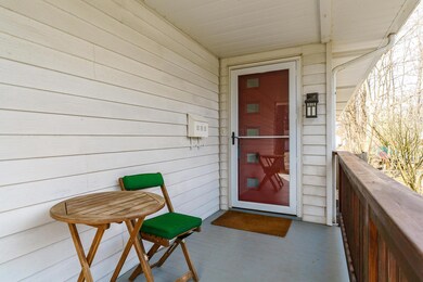 428 E Stanton Ave, Columbus, OH 43214 - photo 3