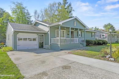 110 Maple Grove Dr-Done01