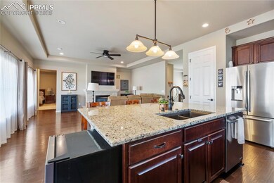 Huge island in kitchen!