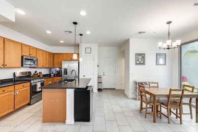 5742 W Illini St, Phoenix, AZ 85043 - photo 2