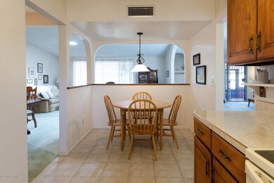 eat in kitchen