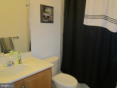 42773 Kearney Terrace, Chantilly, VA 20152 - photo 6