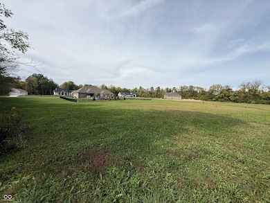 6531 Mossy Creek Ct, Indianapolis, IN 46259 - photo 3