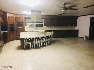 1600 Athabaska St, Eunice, LA 70535 - photo 6