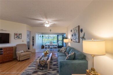 4985 Casablanca Cir N unit J5, Sebring, FL 33870 - photo 5