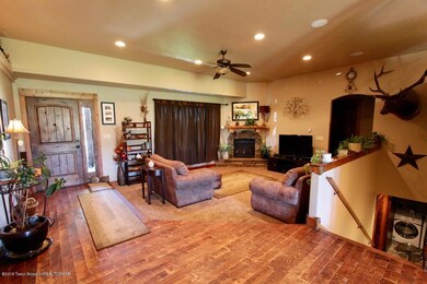 907 Paiute St, Driggs, ID 83422 - photo 3