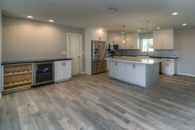 005_Kitchen