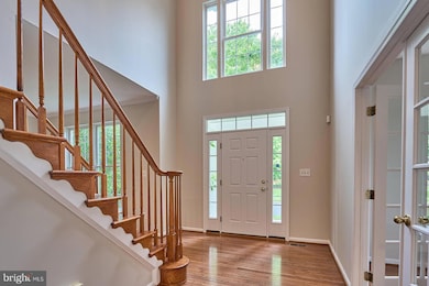 11425 Seneca Forest Cir, Germantown, MD 20876 - photo 3