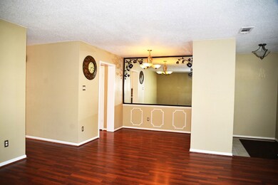 1253 Country Place Dr, Houston, TX 77079 - photo 3