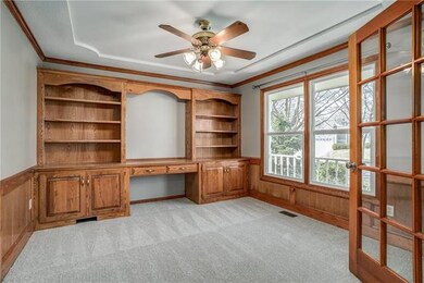 9219 Swarner Dr, Lenexa, KS 66219 - photo 4