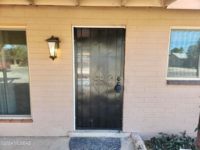 5952 E 25th St, Tucson, AZ 85711 - photo 2