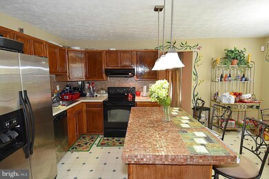 8311 Branchwood Cir, Clinton, MD 20735 - photo 4