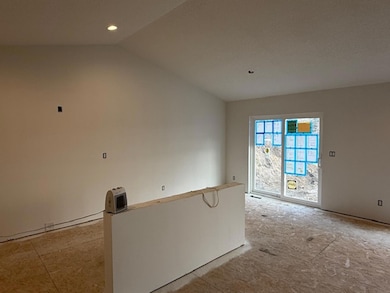 3335 Lincolnshire Rd, Waterloo, IA 50701 - photo 3