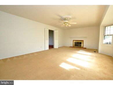 32 Tempest Ln, Willingboro, NJ 08046 - photo 7