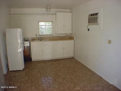 Living Room & Kitchen