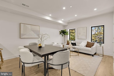 2647 41st St NW unit 4, Washington, DC 20007 - photo 2