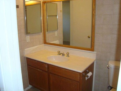 unit 2 bath (1)