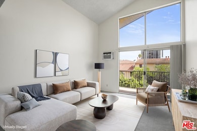 365 Burchett St unit 304, Glendale, CA 91203 - photo 5