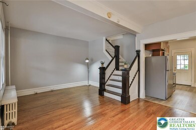 611 Center St, Bethlehem, PA 18018 - photo 4