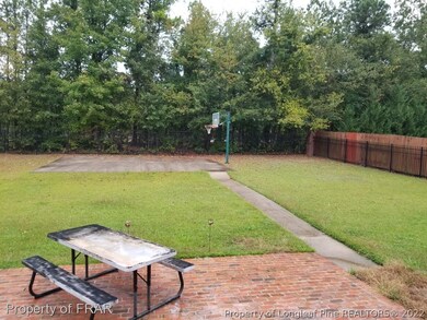 4624 Weaverhall Dr, Fayetteville, NC 28314 - photo 3