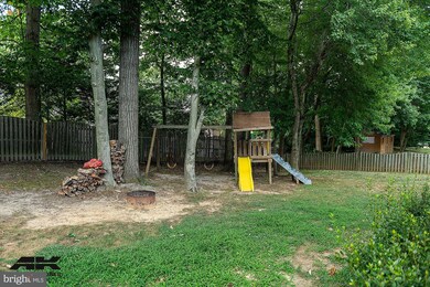 8216 Walnut Ridge Rd, Fairfax Station, VA 22039 - photo 6