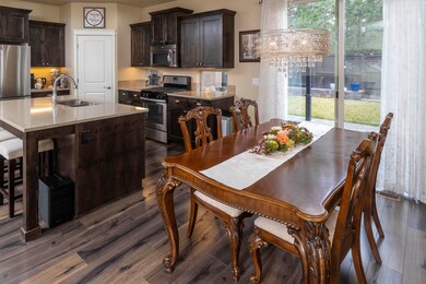 Dining Kitchen