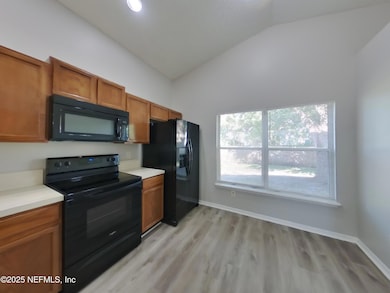 4_pc_8amAxRwoER_chhD36m5ve_layout_2