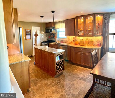 707 Braxton Rd, Ridley Park, PA 19078 - photo 5