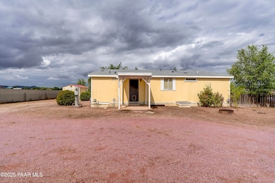 24240 N Bourbon Aly, Paulden, AZ 86334 - photo 6