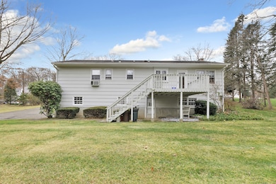 19 Robin Ln, Shelton, CT 06484 - photo 6