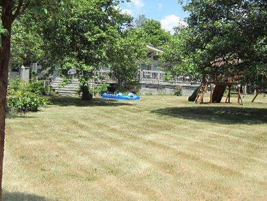 1324 Bluebell Ln, Batavia, IL 60510 - photo 5