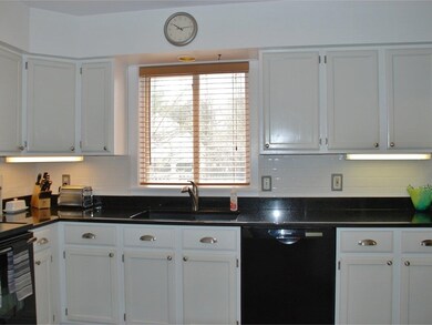 114 S Main St unit F2, Stowe, VT 05672 - photo 7