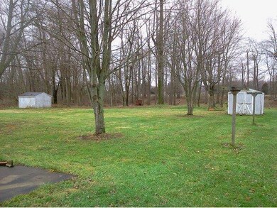 9201 N Spades Rd, Sunman, IN 47041 - photo 4