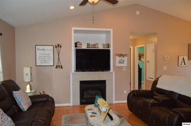 509 Bowers Park Cir, Knoxville, TN 37920 - photo 6