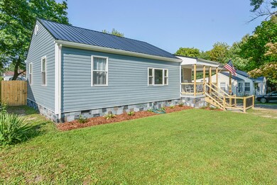 1557 Greenfield front left
