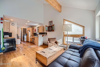 160 Riverside Ct 4 - MLS Sized - 007 - 0