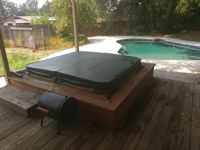 st back yard 3