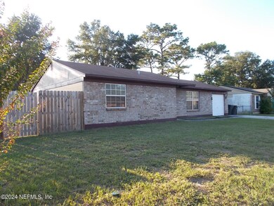 2666 Kenwood Dr E, Jacksonville, FL 32210 - photo 5