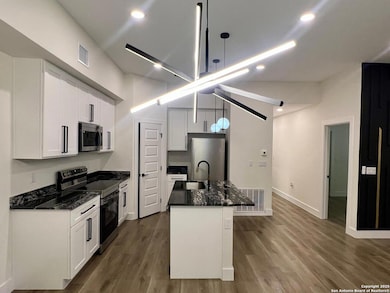 110 Webb unit 101, San Antonio, TX 78223 - photo 5