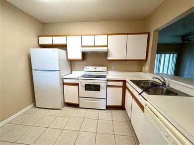 6017 Portsdale Place unit 202, Riverview, FL 33578 - photo 2
