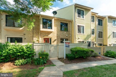 9329 Jarrett Ct, Montgomery Village, MD 20886 - photo 2