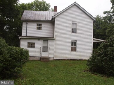 147 Joseph Ln, Brandywine, WV 26802 - photo 5