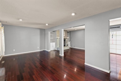 3800 SE 25th Ct, Des Moines, IA 50320 - photo 4