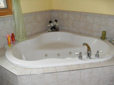 107 Mountain Park Rd unit 115, Allentown, PA 18103 - photo 7