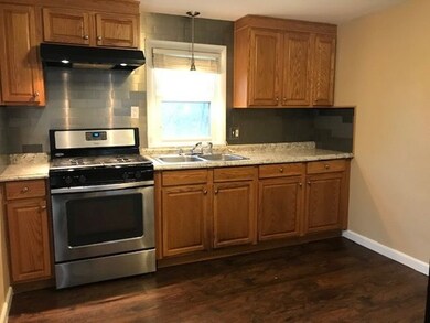 1091 Mammoth Rd unit a, Dracut, MA 01826 - photo 4