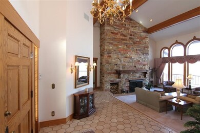 5454 Whalen Rd, Fitchburg, WI 53575 - photo 7