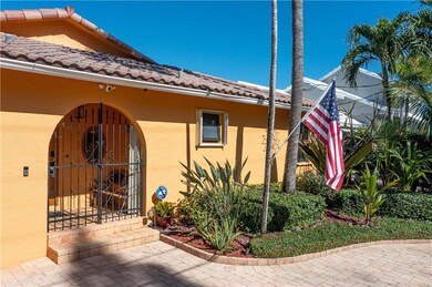 Great location on a cul-de-sac street.  No homes a