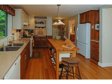 6 Talbot Rd, Brookline, NH 03033 - photo 2